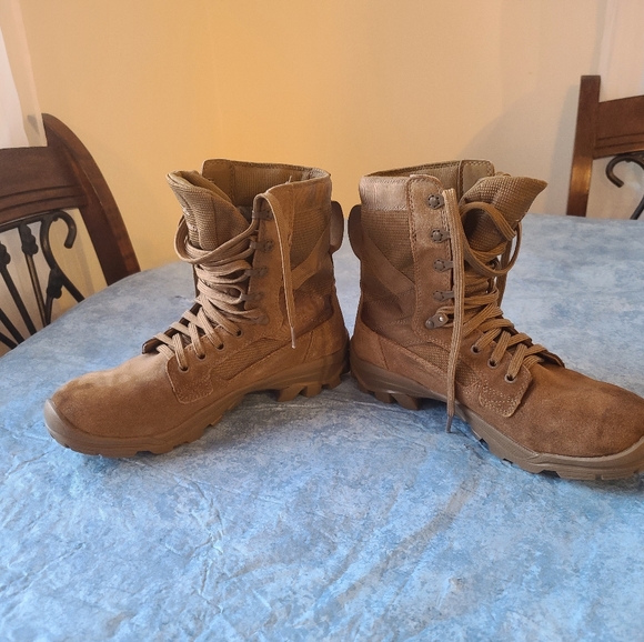 Garmont T8 Extrem Weather Military boots - Picture 10 of 13